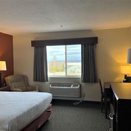 Americinn By Wyndham Petoskey Εξωτερικό φωτογραφία