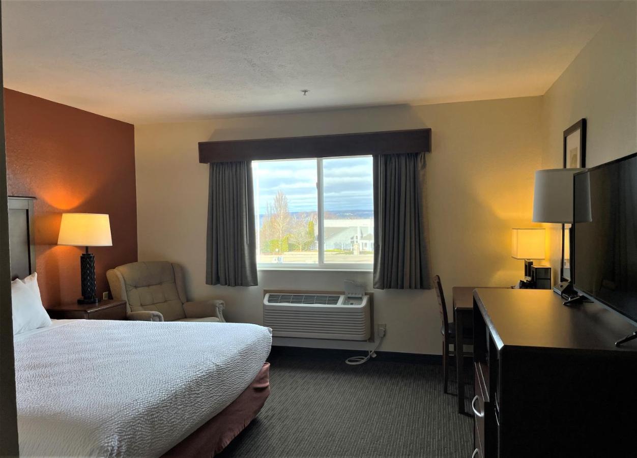 Americinn By Wyndham Petoskey Εξωτερικό φωτογραφία