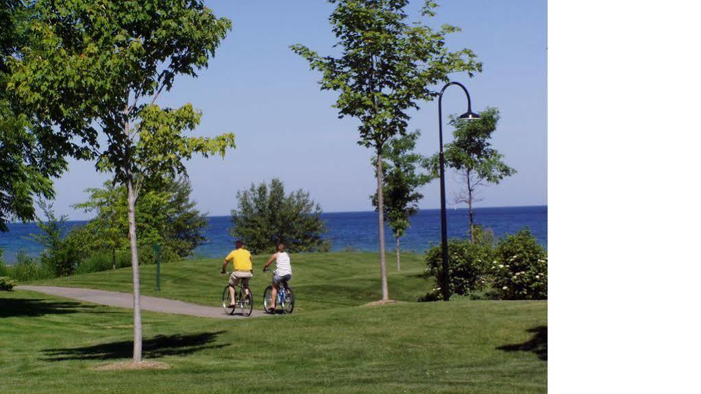 Americinn By Wyndham Petoskey Εξωτερικό φωτογραφία