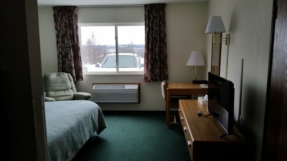 Americinn By Wyndham Petoskey Εξωτερικό φωτογραφία
